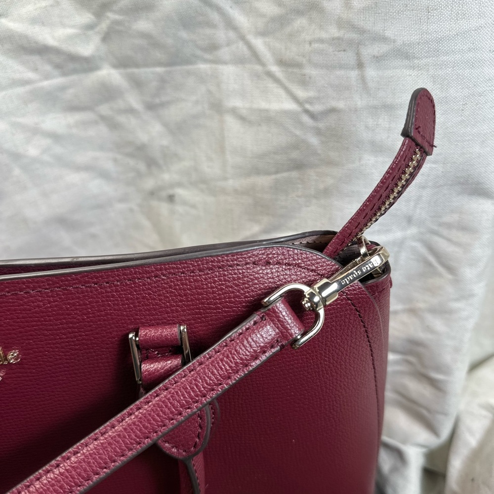 Kate Spade Red Leather Satchel with Gold Logo - Picture 6 of 15